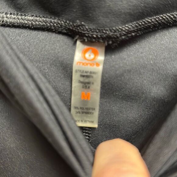 Mono B Women’s Black Flare Leggings Size Medium NEW - Picture 3 of 5